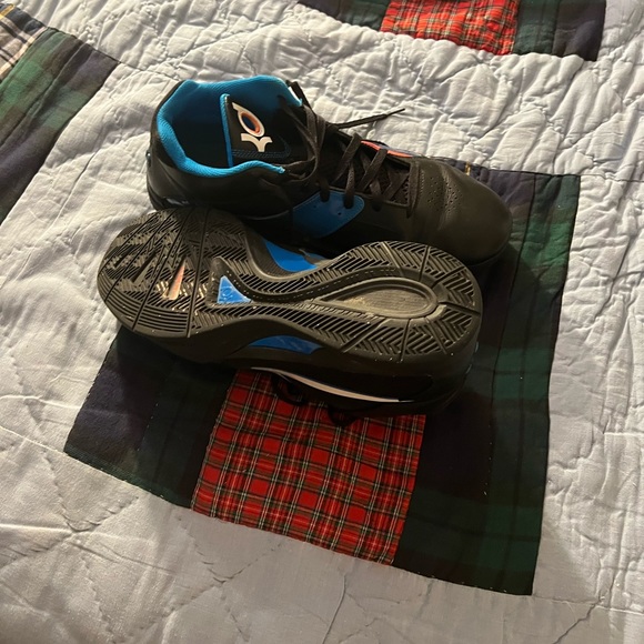 KD 3s OKC Colors - Picture 4 of 7